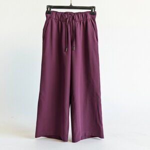 Lululemon On the Fly Wide-Leg 7/8 Pant Cassis 25" Burgundy Size 4 NWOT